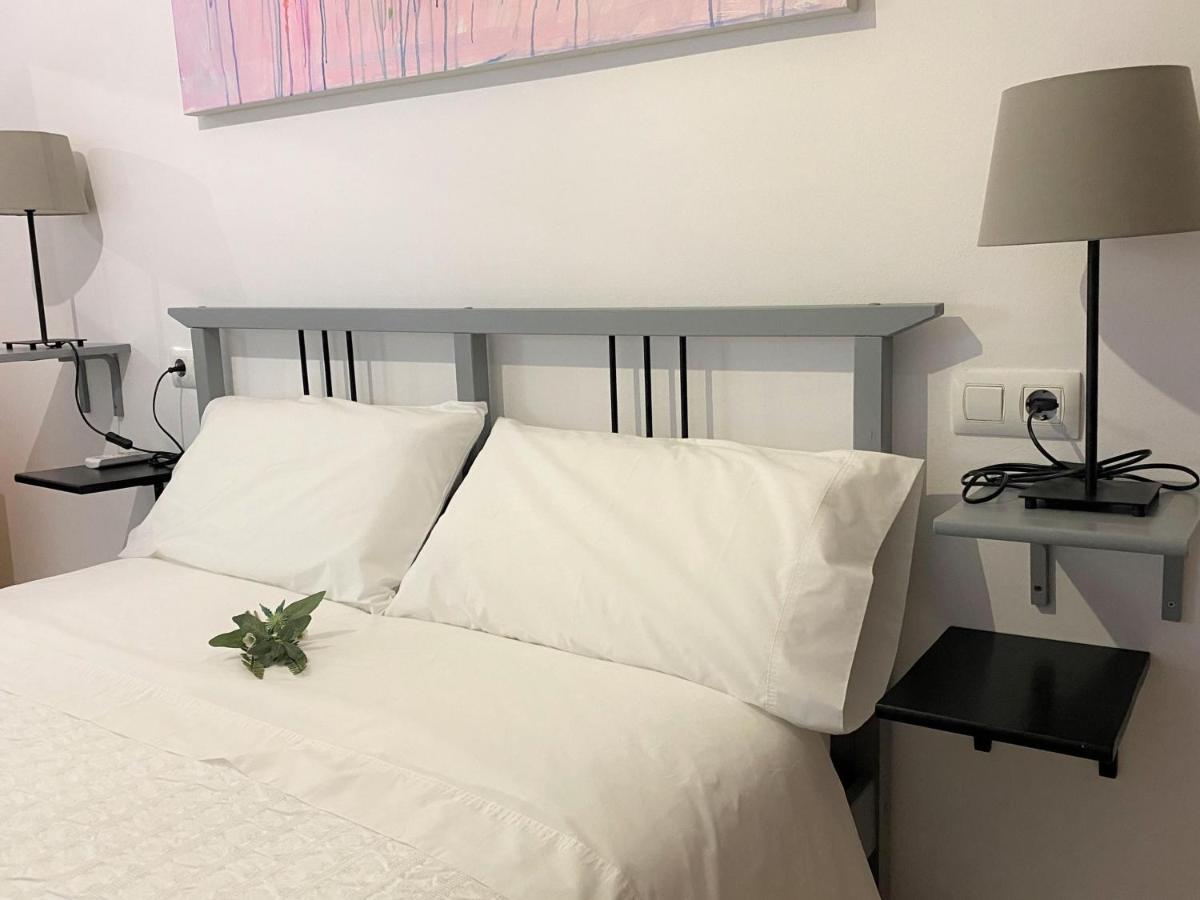 Apartamento Entero A 10 Minutos En Coche De Sevilla Centro Camas Ngoại thất bức ảnh